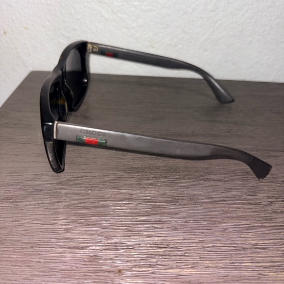 Gucci Sunglasses - Picture 4 of 14